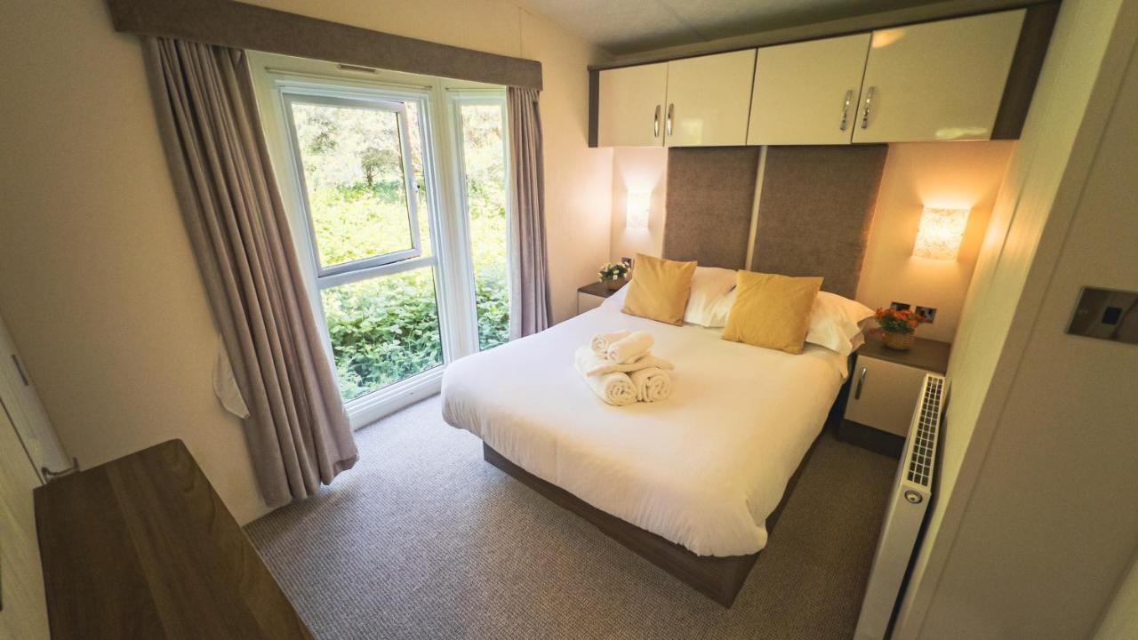 Hazel Oaks, Beautiful Lodge With Hot Tub - Sleeps 6 - Felmoor Park 莫珀斯 外观 照片