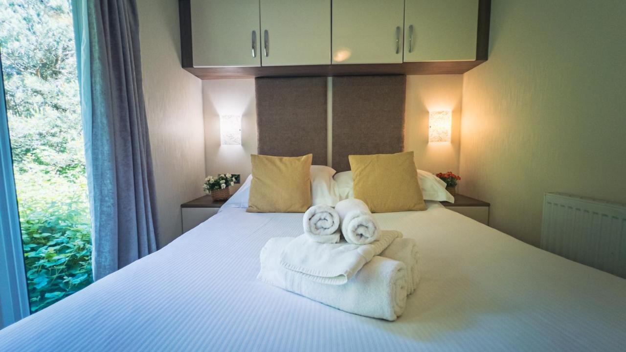 Hazel Oaks, Beautiful Lodge With Hot Tub - Sleeps 6 - Felmoor Park 莫珀斯 外观 照片
